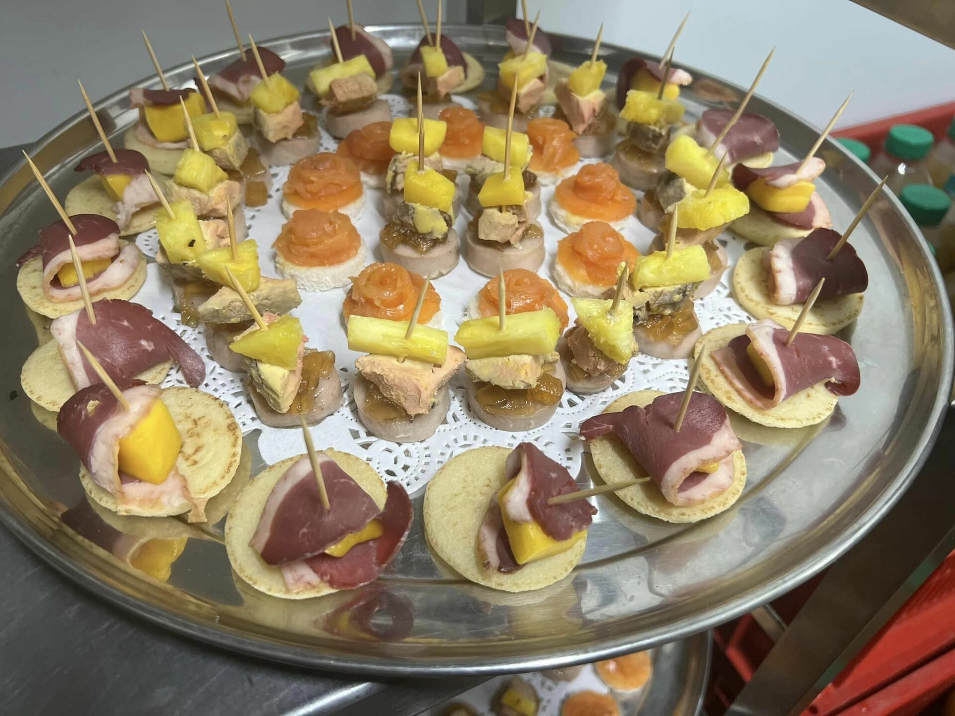TRAITEUR-EVENEMENTIEL pte ville des Landes - Ref: 40-1115