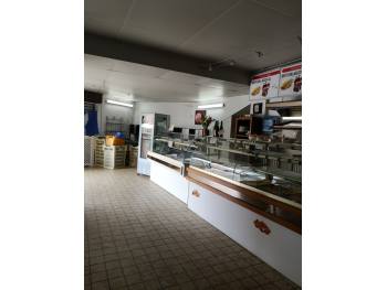 Vend boulangerie-pâtisserie idéal 2e installation - 82-259