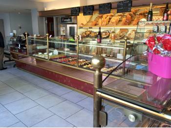 A saisir boulangerie-pâtisserie ville d'occitanie - 82-294