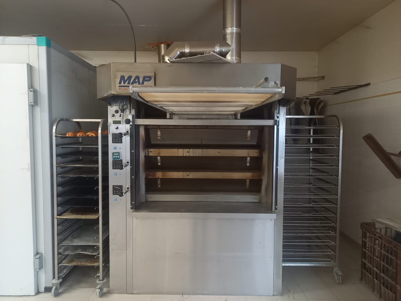A Saisir Trés Belle Affaire de BOULANGERIE/EPICERIE/PTE RESTAURATION  Dans Les Landes - Ref : 40-1149