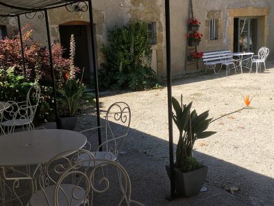 A Vendre Magifique demeure de charme(Gîtes et Chambres d'hôtes) dans le gers    Ref: 32-1129
