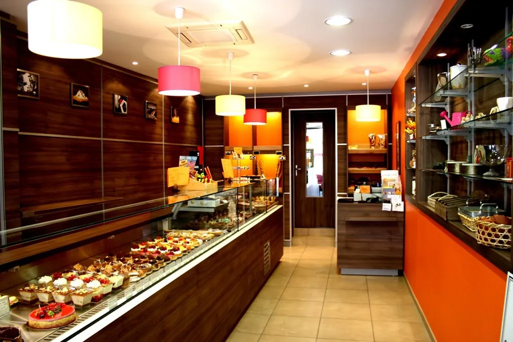 A ceder Trés belle PÂTISSERIE-CHOCOLATERIE dans les Landes - Ref: 40-1018