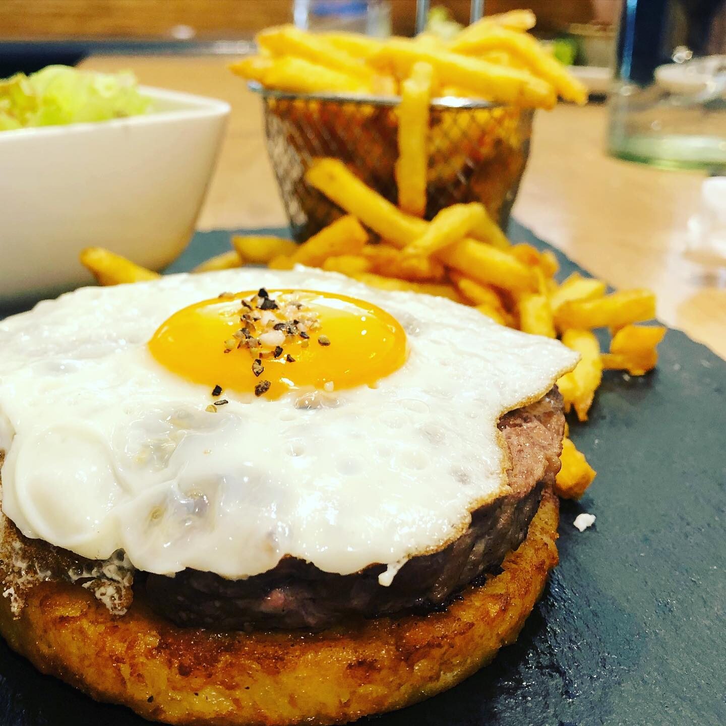 A Ceder Trés Belle Affaire De Bar-Tabac-Fdj-Brasserie Au Pays Basque