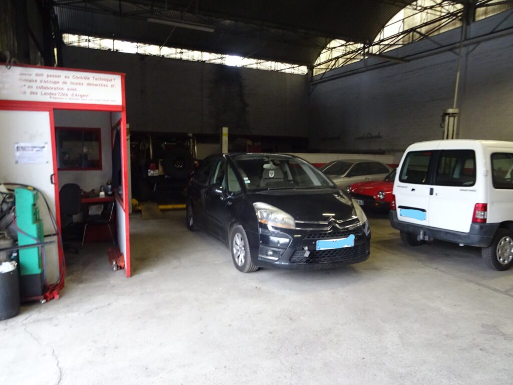 Garage